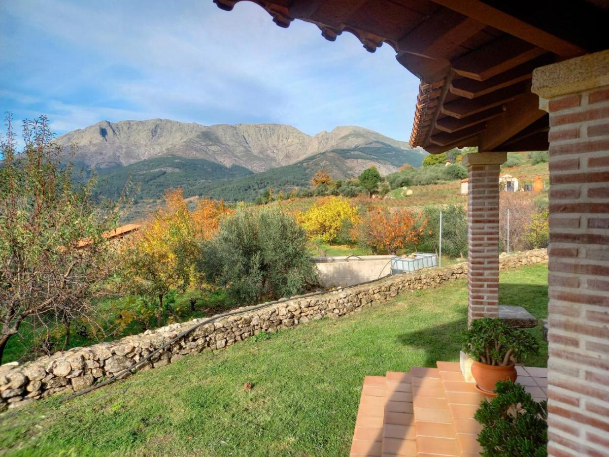 La Cirujana De Gredos Villa San Esteban Del Valle Exteriör bild